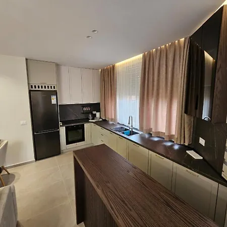 Quick Stop Apartment Tirana