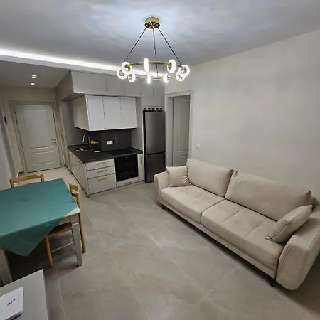 Quick Stop Apartment *